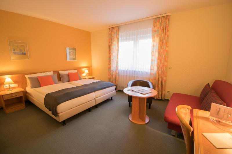 Landhotel Ringelsteiner Muehle Moselkern Bagian luar foto